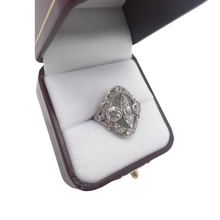 EDWARDIAN PLATINUM AND DIAMOND RING