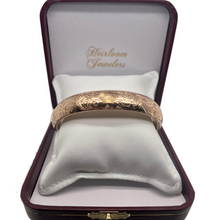 EDWARDIAN HAND ENGRAVED 14K BANGLE