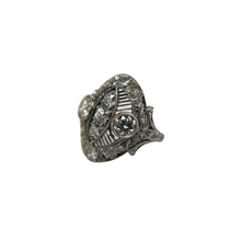 EDWARDIAN PLATINUM AND DIAMOND RING