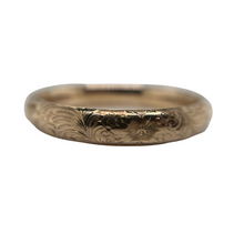 EDWARDIAN HAND ENGRAVED 14K BANGLE