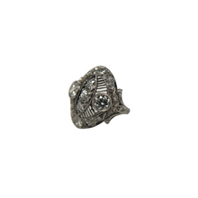 EDWARDIAN PLATINUM AND DIAMOND RING