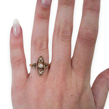 RETRO 10K COCKTAIL RING