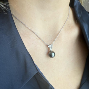 Black Tahitian Pearl Diamond Pendant 14K White Gold