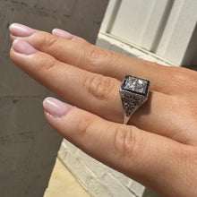 Vintage Art Deco Diamond & Sapphire Filigree Ring