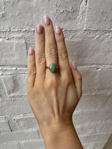 Vintage Jade Solitaire Ring 18K Yellow Gold