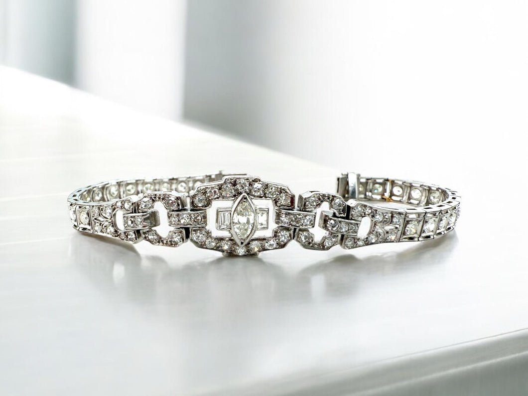 Art Deco Platinum 2.8 Carat Diamond Bracelet