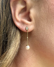 Vintage Freshwater Pearl and Diamond 14k Yellow Gold Dangle Earrings