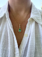 Contemporary 2.48 Carat Colombian Emerald Necklace GIA 18K Yellow Gold