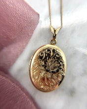 Vintage Engraved Locket & Chain 14K Yellow Gold