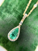 Contemporary 2.48 Carat Colombian Emerald Necklace GIA 18K Yellow Gold