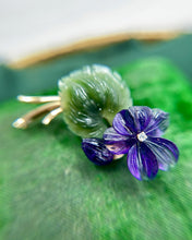 Vintage 14k Yellow Gold Carved Amethyst and Jade Brooch