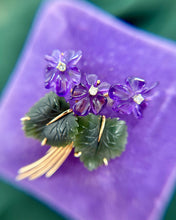 Vintage 14k Yellow Gold Floral Carved Gemstone Brooch