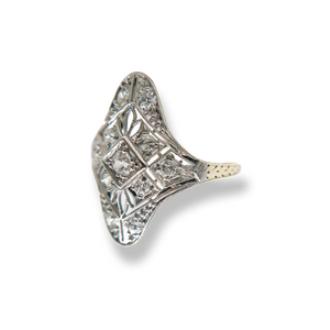 EDWARDIAN 14K SHIELD RING