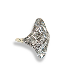 EDWARDIAN 14K SHIELD RING