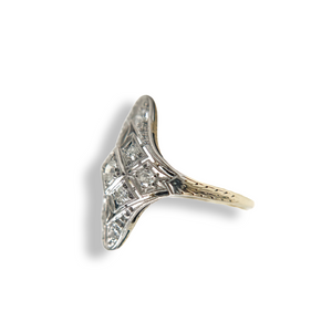EDWARDIAN 14K SHIELD RING