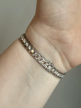 Art Deco Platinum 2.8 Carat Diamond Bracelet