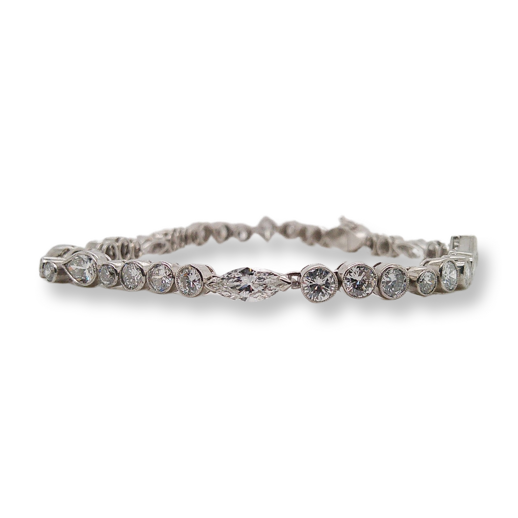 RETRO DIAMOND AND PLATINUM BRACELET