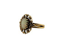 Vintage 14K Yellow Gold Opal Ring