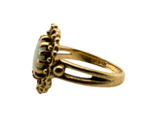 Vintage 14K Yellow Gold Opal Ring