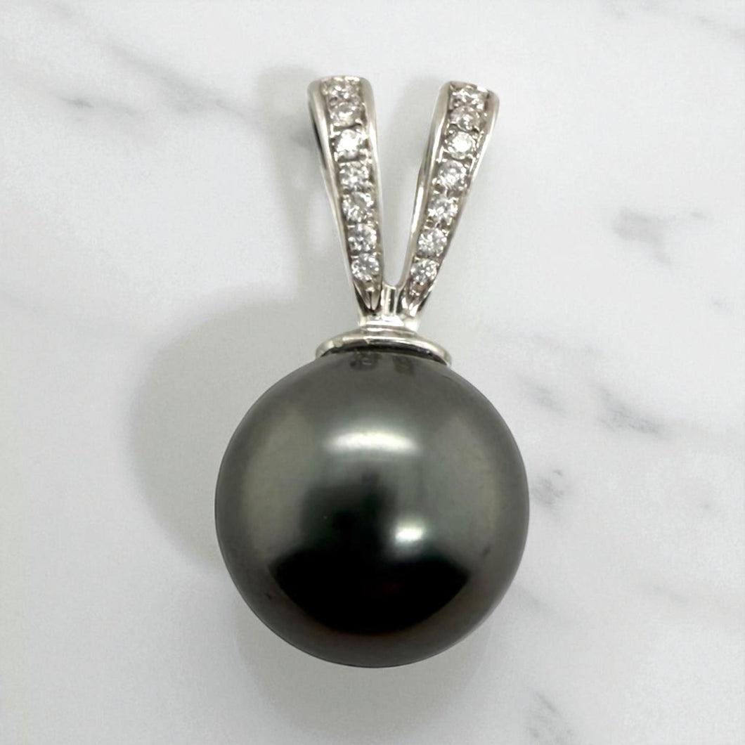 Black Tahitian Pearl Diamond Pendant 14K White Gold