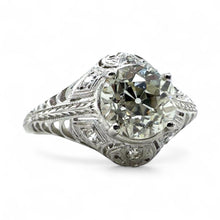 Vintage Edwardian Era 1.5 Carat Diamond Platinum Engagement Ring