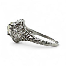 Vintage Edwardian Era 1.5 Carat Diamond Platinum Engagement Ring