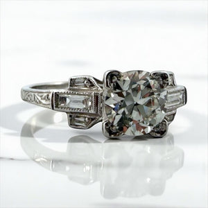 Vintage 1 Carat Art Deco Solitaire Platinum Engagement Ring