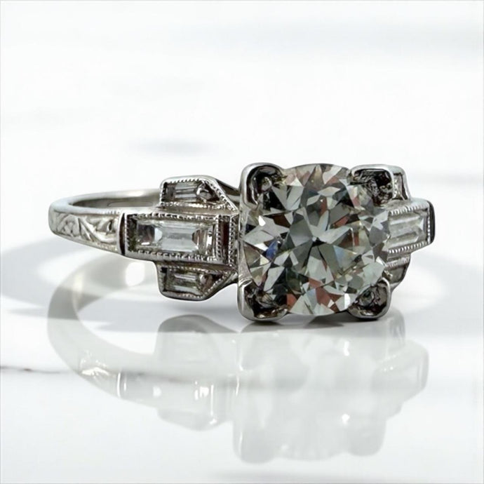 Vintage 1 Carat Art Deco Solitaire Platinum Engagement Ring