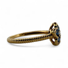 Contemporary Estate Flower Shaped Sapphire & Diamond Dainty Ring 14K Yellow Gold