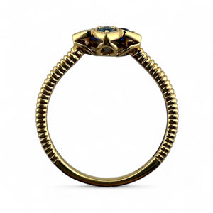 Contemporary Estate Flower Shaped Sapphire & Diamond Dainty Ring 14K Yellow Gold