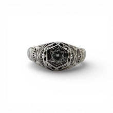 Vintage 18KW Gold Filigree Diamond Ring