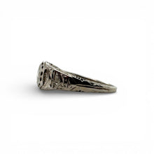 Vintage 18KW Gold Filigree Diamond Ring