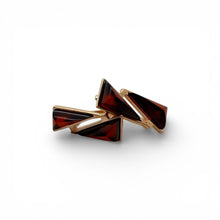 Vintage Sugarloaf Garnet Gemstone Earrings 14K Yellow Gold