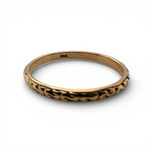 Vintage Yellow Gold Engraved Wedding Band Size 9