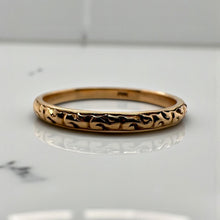 Vintage Yellow Gold Engraved Wedding Band Size 9