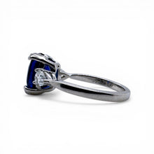 Contemporary 3.15 Carat Royal Blue Sapphire & Diamond Platinum Ring GIA