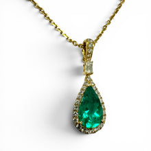 Contemporary 2.48 Carat Colombian Emerald Necklace GIA 18K Yellow Gold