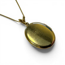 Vintage Engraved Locket & Chain 14K Yellow Gold