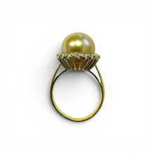 Vintage 18k Yellow Gold South Sea Golden Pearl Diamond Halo Ring