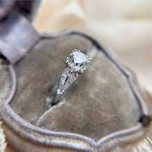 Vintage Platinum 1.07 Carat Old-European cut  Diamond Engagement Ring
