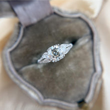 Vintage Platinum 1.07 Carat Old-European cut  Diamond Engagement Ring