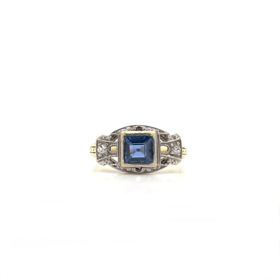 ANTIQUE ART DECO FRENCH CUT BLUE SAPPHIRE TWO GOLD TONE FILIGREE RING