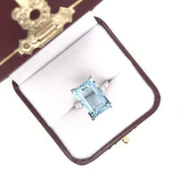 MID CENTURY 6.87 CARAT AQUAMARINE DIAMOND AND PLATINUM COCKTAIL RING
