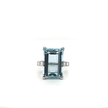 MID CENTURY 6.87 CARAT AQUAMARINE DIAMOND AND PLATINUM COCKTAIL RING