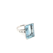 MID CENTURY 6.87 CARAT AQUAMARINE DIAMOND AND PLATINUM COCKTAIL RING