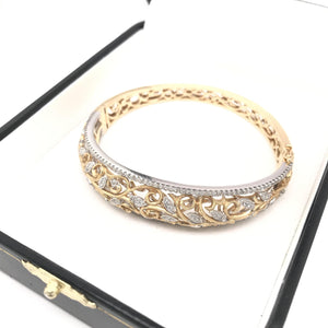 CONTEMPORARY ESTATE DIAMOND FILIGREE BANGLE BRACELET