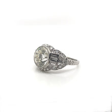 ANTIQUE ART DECO 3.20 CARAT DIAMOND PLATINUM RING