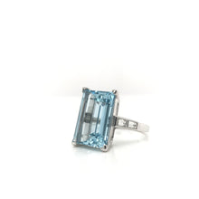MID CENTURY 6.87 CARAT AQUAMARINE DIAMOND AND PLATINUM COCKTAIL RING