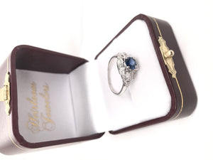 ANTIQUE ART DECO SAPPHIRE AND DIAMOND RING
