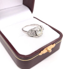 ART DECO 0.97 CARAT DIAMOND PLATINUM RING